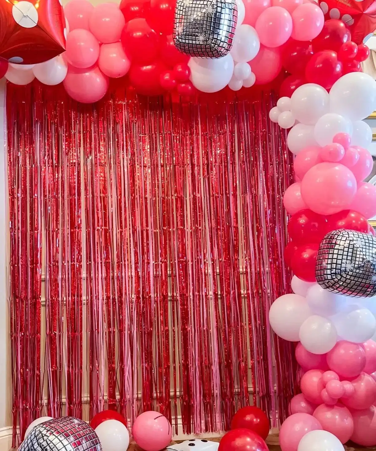 Mini Package photo backdrop by Las Vegas Bach